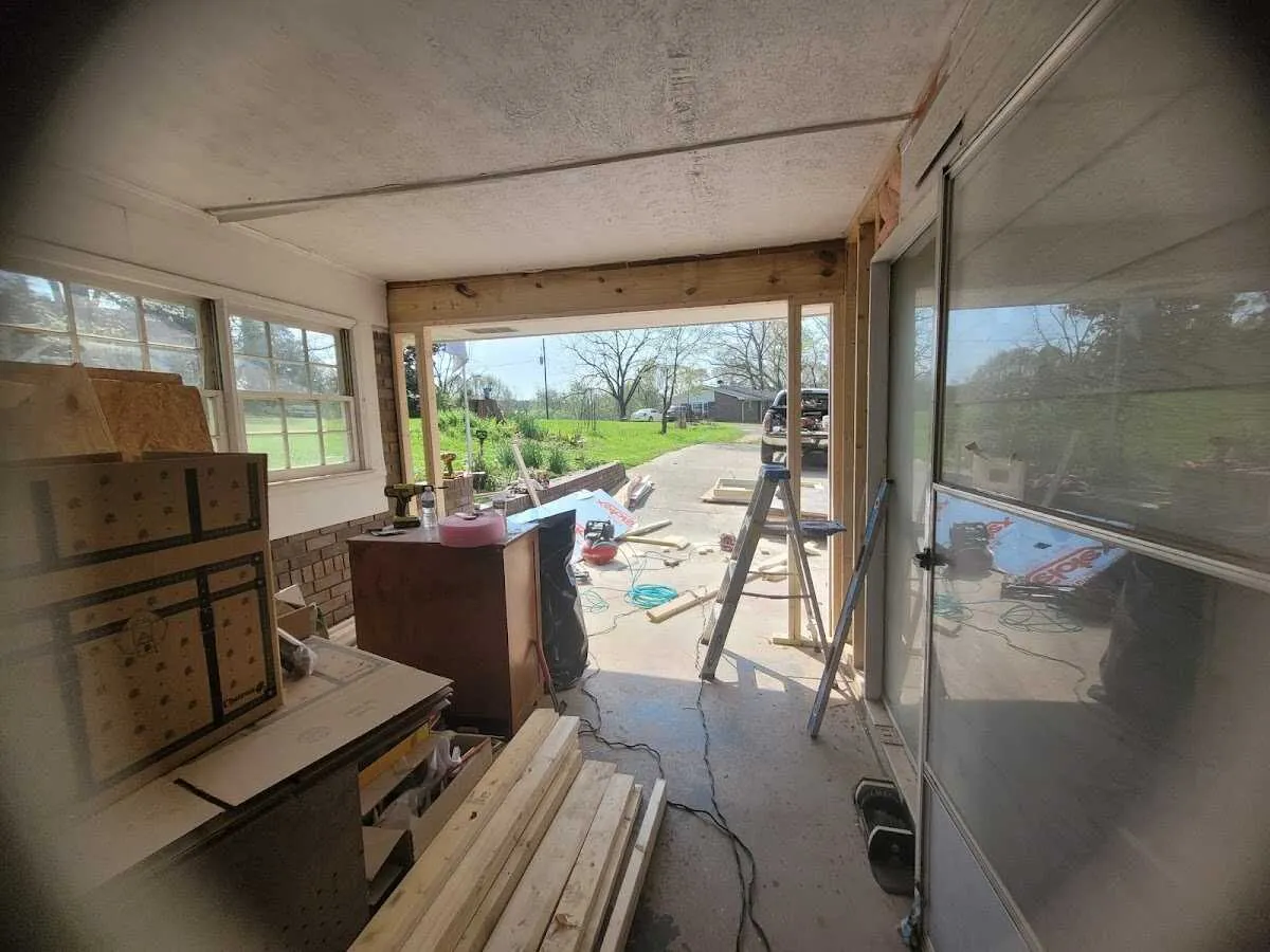 Air movers and dehumidifier for Drying & Dehumidification in Egypt Lake-Leto